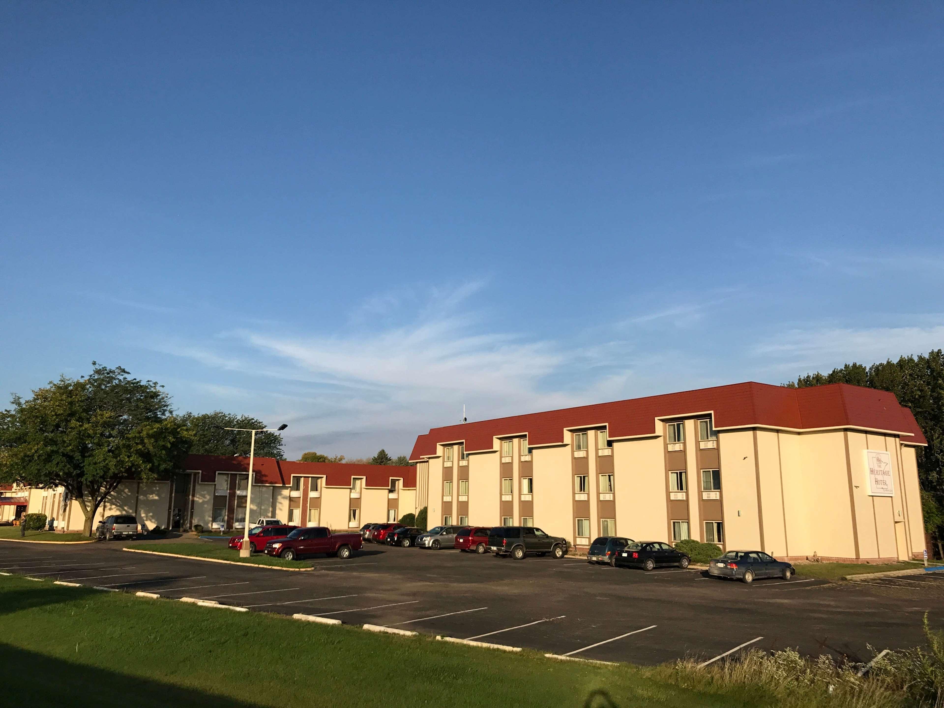 Ramada By Wyndham Albert Lea Exteriér fotografie