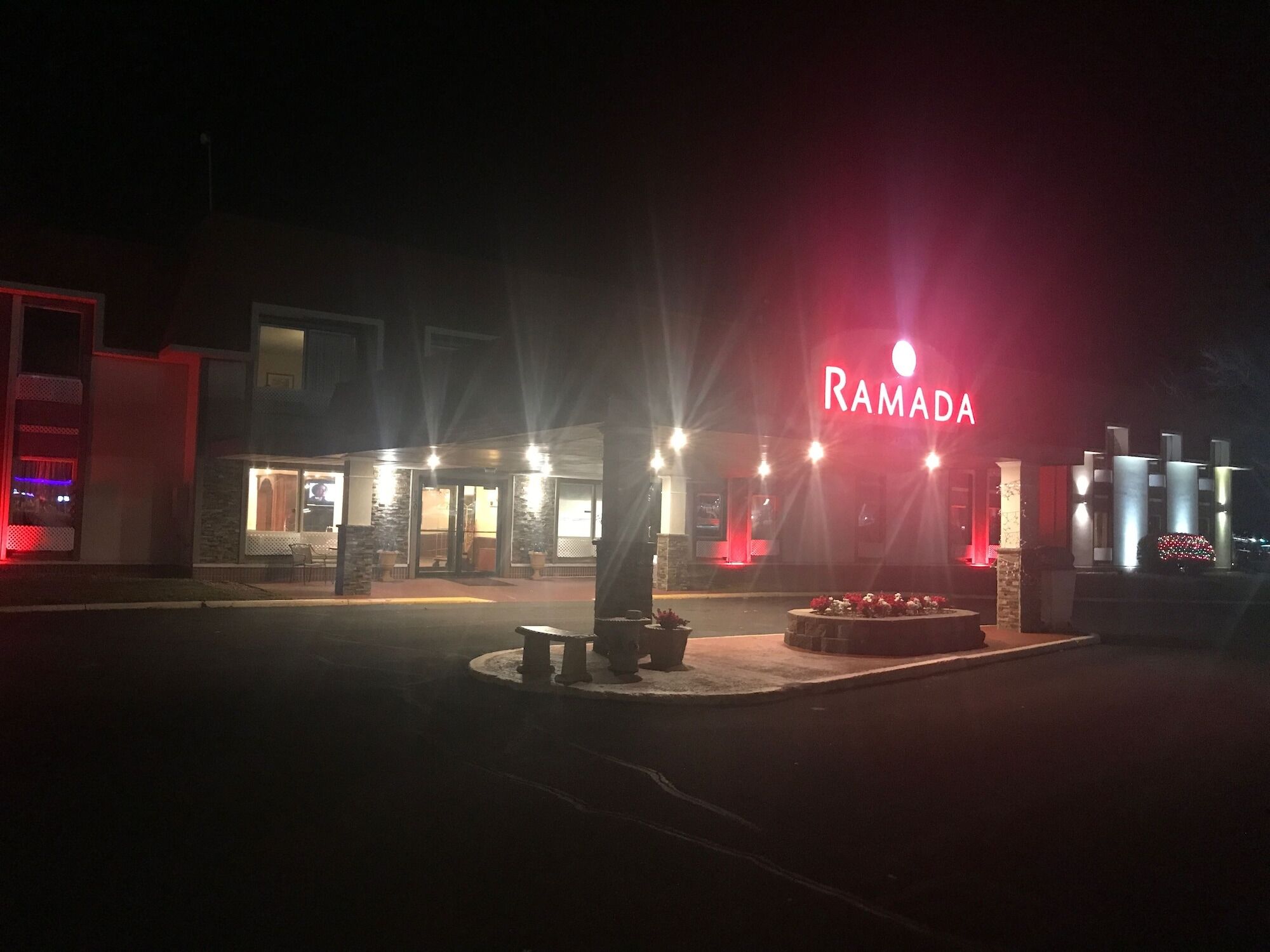 Ramada By Wyndham Albert Lea Exteriér fotografie